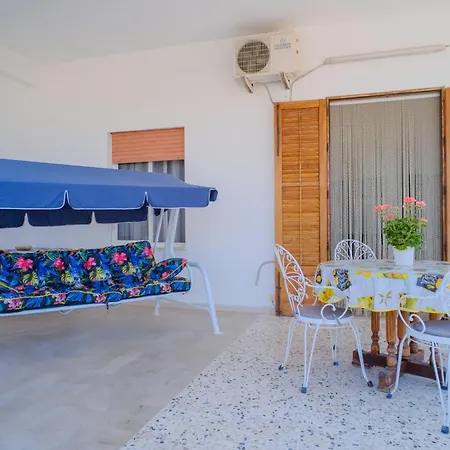 La Casa Delle Ginestre Alcamo Marina